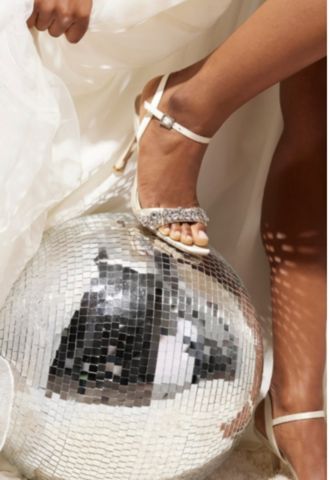 David's Bridal background image